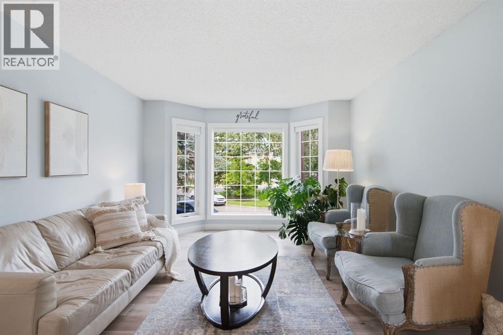227 Coachway Road SW — photo 5