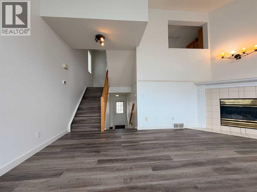 52 Kingsland Court SW — photo 11