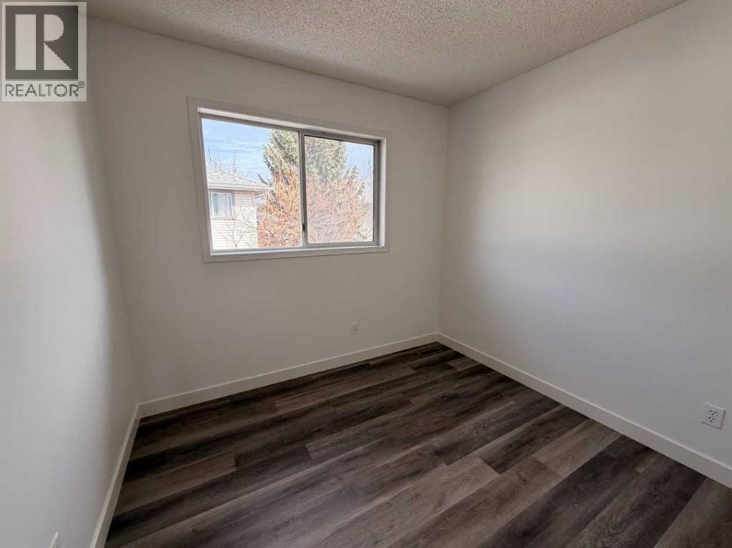 52 Kingsland Court SW — photo 31