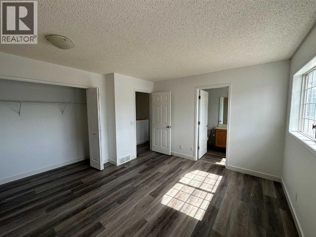 52 Kingsland Court SW — photo 23