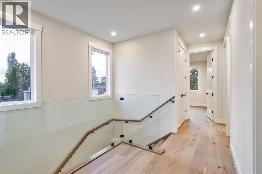 3535 2 Avenue SW — photo 33