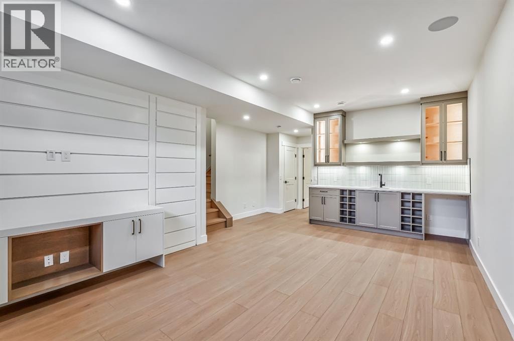3535 2 Avenue SW — photo 32
