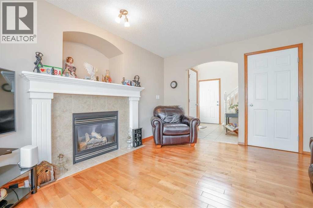 42 Royal Birch Landing NW — photo 4