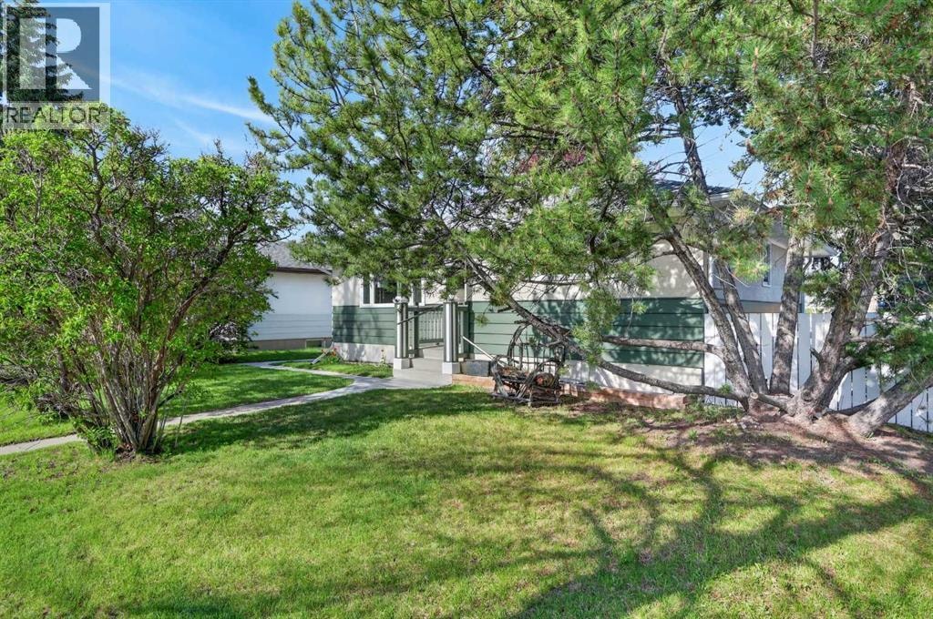 9211 Elbow Drive SW — photo 3