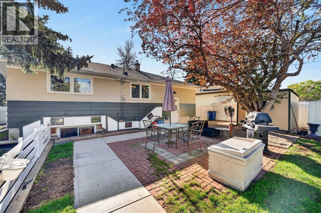 9211 Elbow Drive SW — photo 35