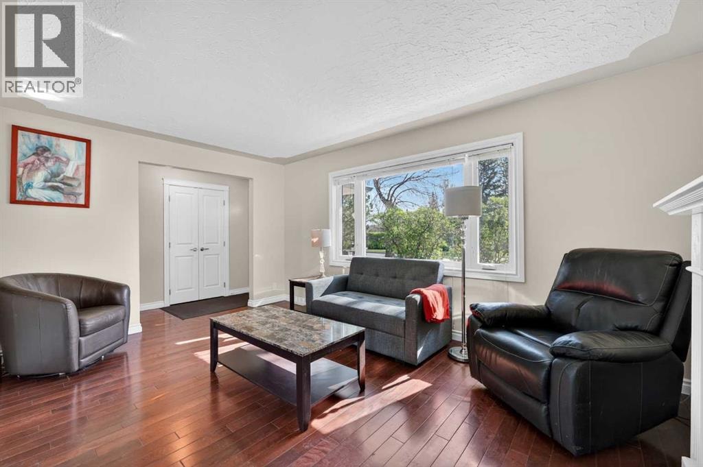 9211 Elbow Drive SW — photo 8