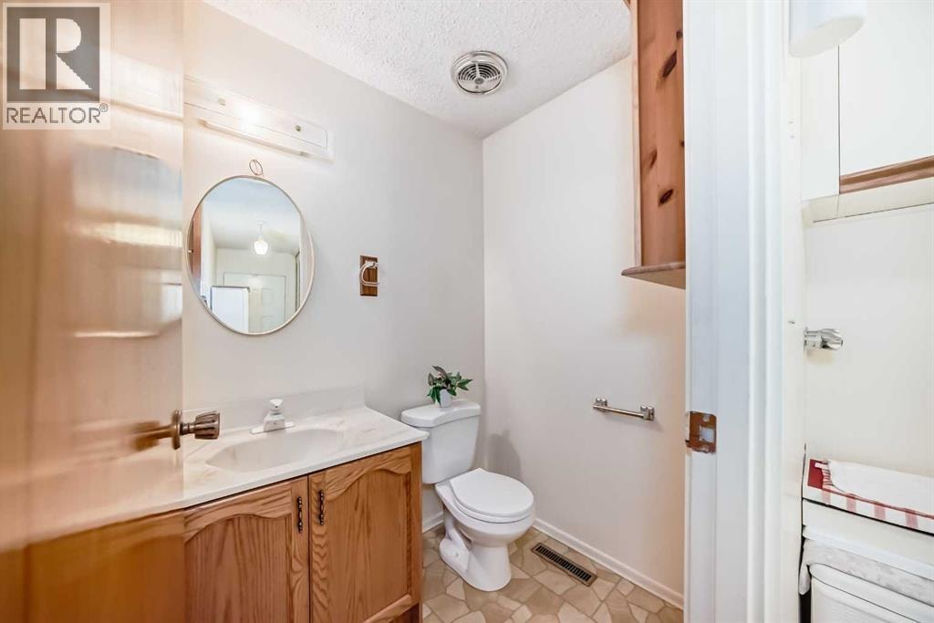 8 Varsdale Place NW — photo 15