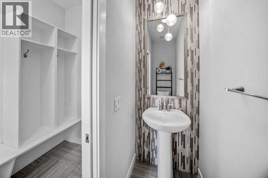 858 Evanston Drive NW — photo 19