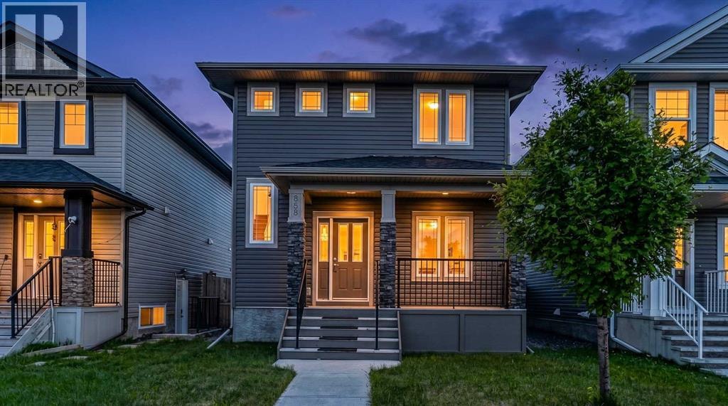 858 Evanston Drive NW — photo 1