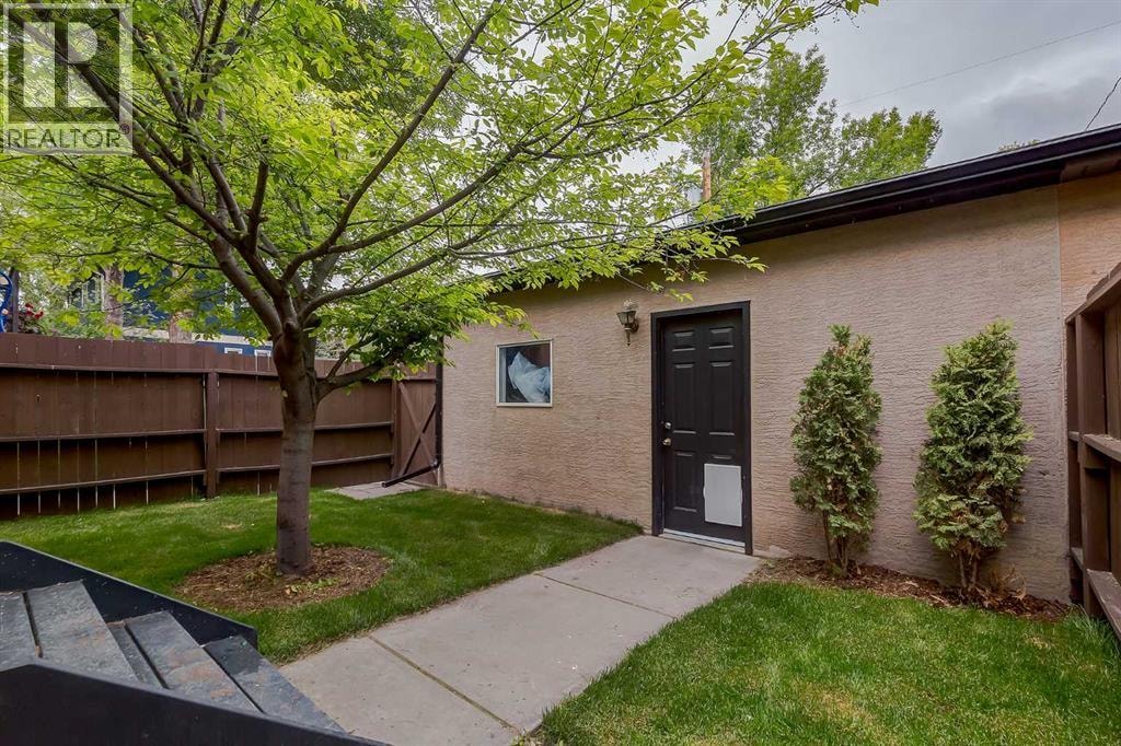 310 8 Avenue NE — photo 39