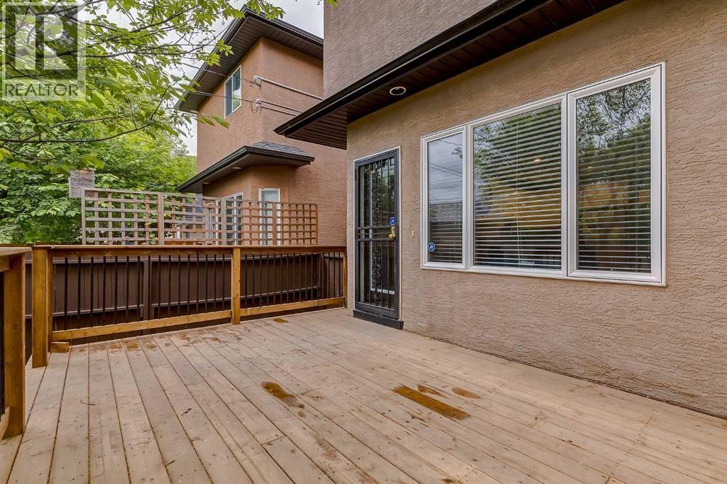310 8 Avenue NE — photo 45