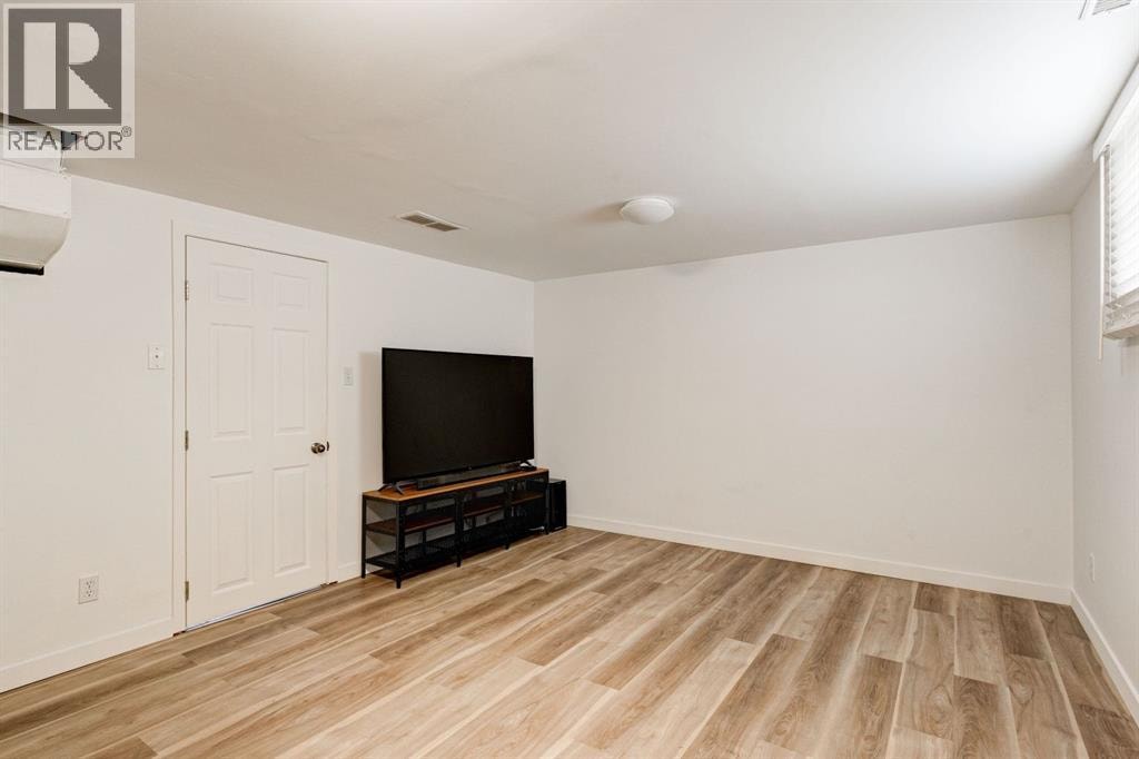 322 Killarney Glen Court SW — photo 26