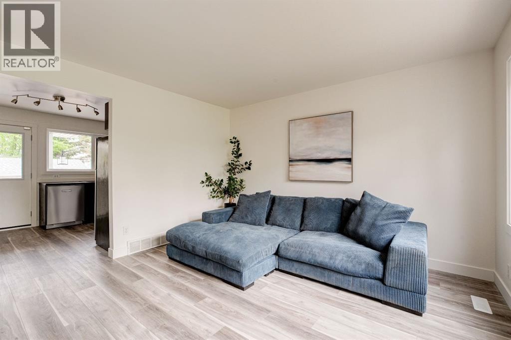 322 Killarney Glen Court SW — photo 15