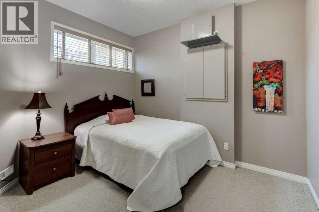 37 Wentworth Gardens SW — photo 25