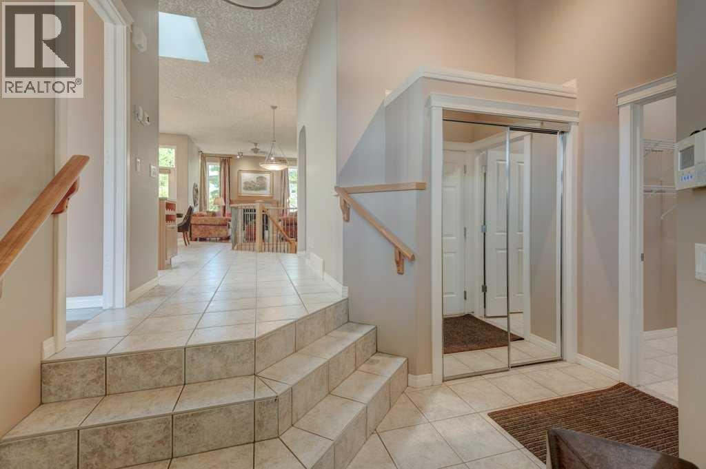 37 Wentworth Gardens SW — photo 3