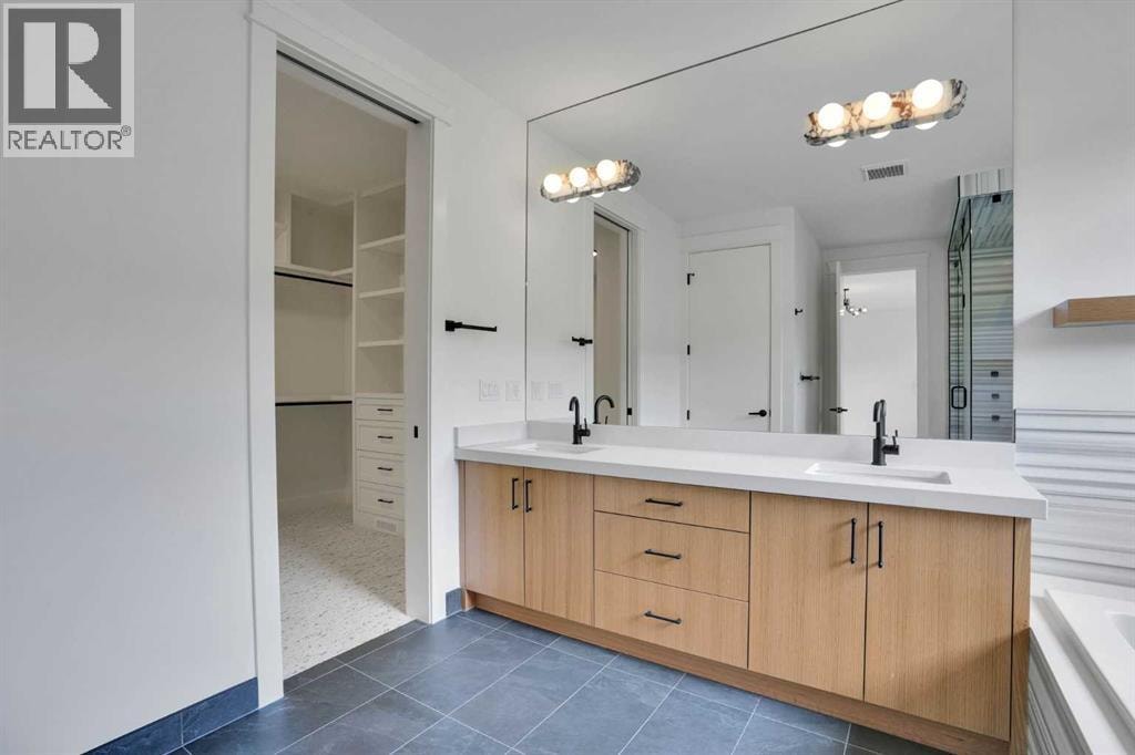 427 Patterson Boulevard SW — photo 36