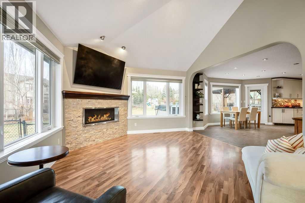 105 Lang Place — photo 7