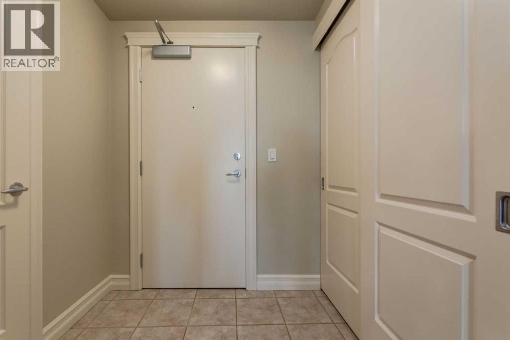 2104, 836 15 Avenue SW — photo 20