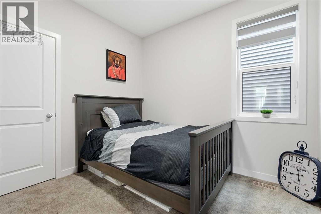 15 Lawrence Green SE — photo 15