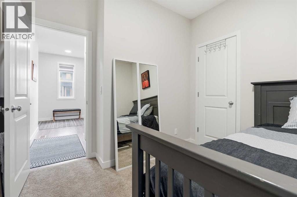 15 Lawrence Green SE — photo 16