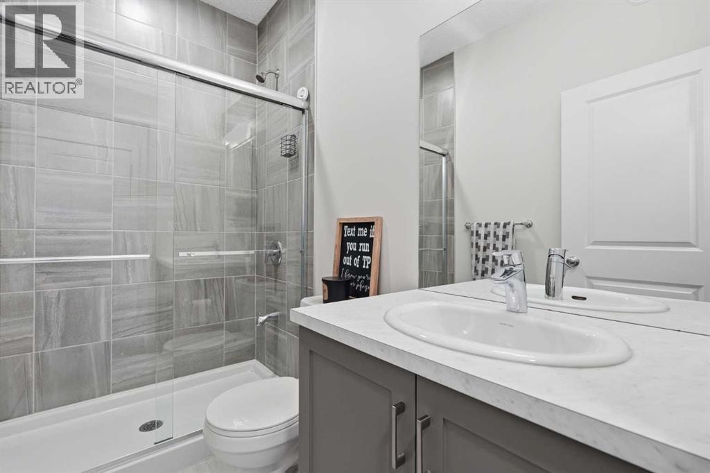 15 Lawrence Green SE — photo 17