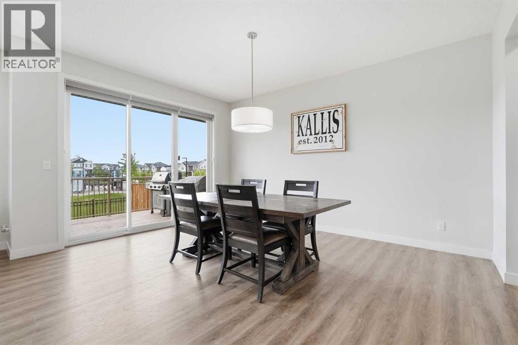 15 Lawrence Green SE — photo 10