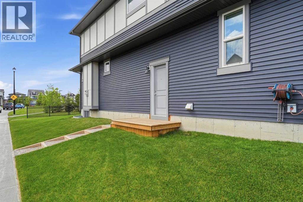 15 Lawrence Green SE — photo 37