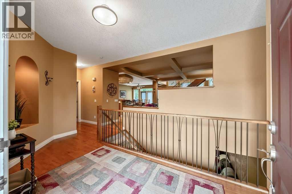 174 Arbour Vista Close NW — photo 3