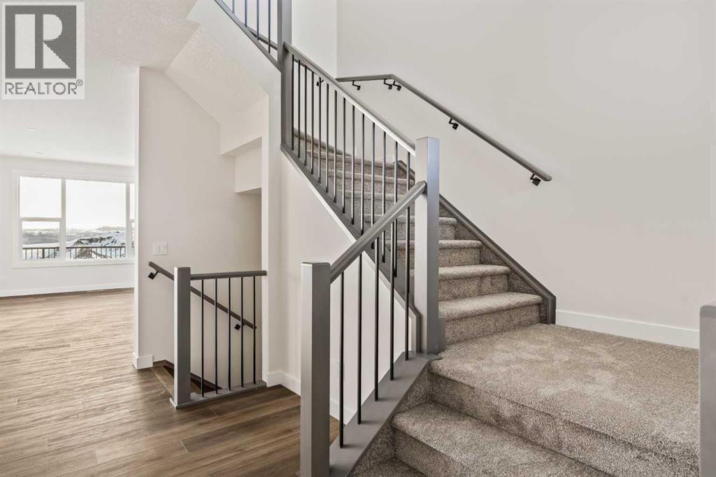 27 Setonvista Grove SE — photo 2