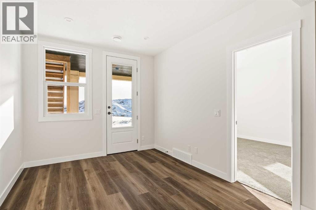 27 Setonvista Grove SE — photo 38