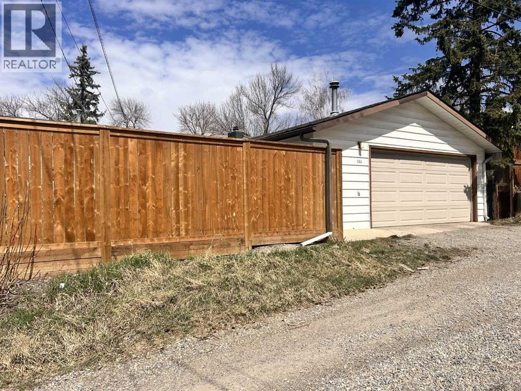 123 Franklin Drive SE — photo 27