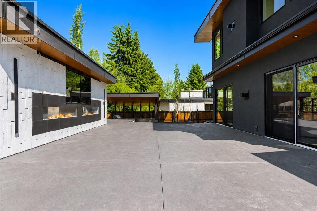 1016 Beverley Boulevard SW — photo 49