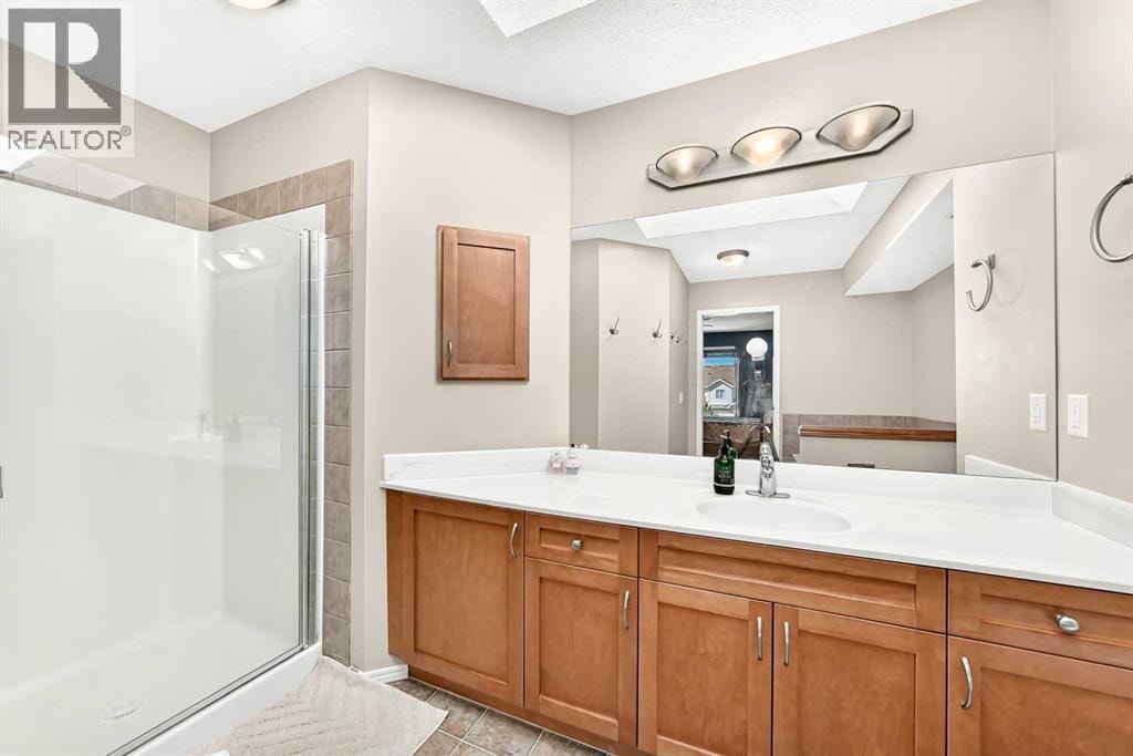 38 Royal Oak Grove NW — photo 24