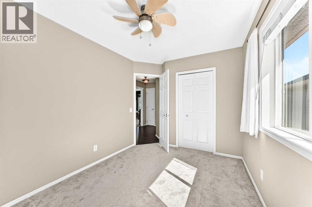 38 Royal Oak Grove NW — photo 28