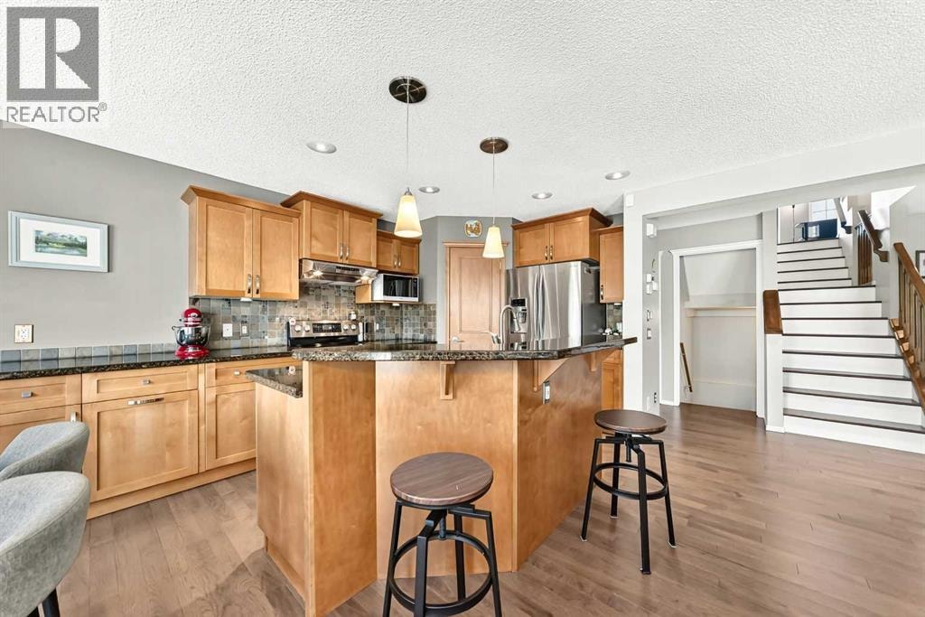 38 Royal Oak Grove NW — photo 8