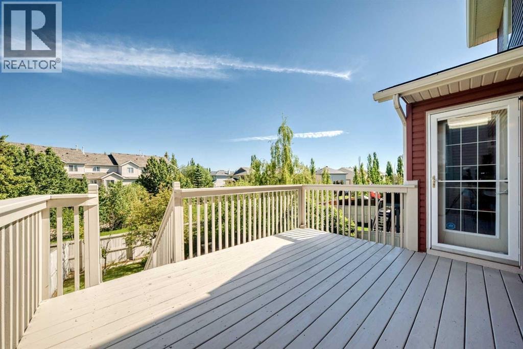 38 Royal Oak Grove NW — photo 45