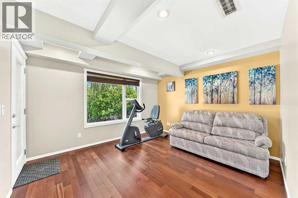 38 Royal Oak Grove NW — photo 39
