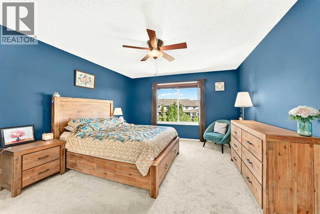 38 Royal Oak Grove NW — photo 22