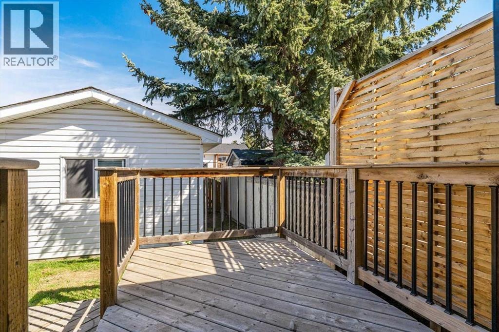96 Jensen Crescent NE — photo 28