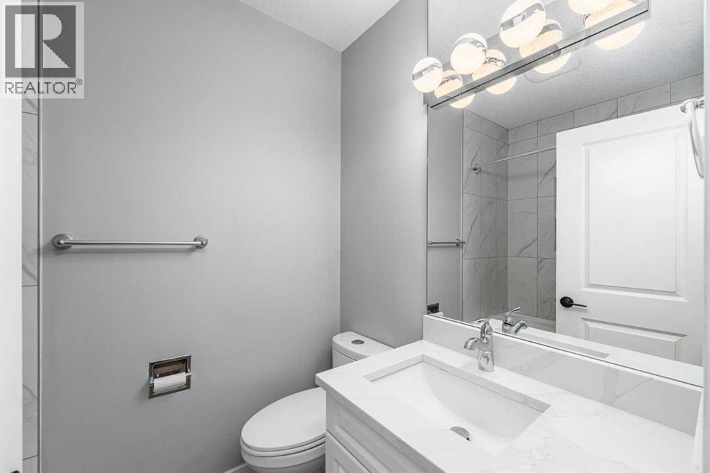 727 67 Avenue SW — photo 21