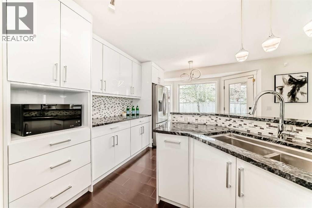 262 Coventry Court NE — photo 7