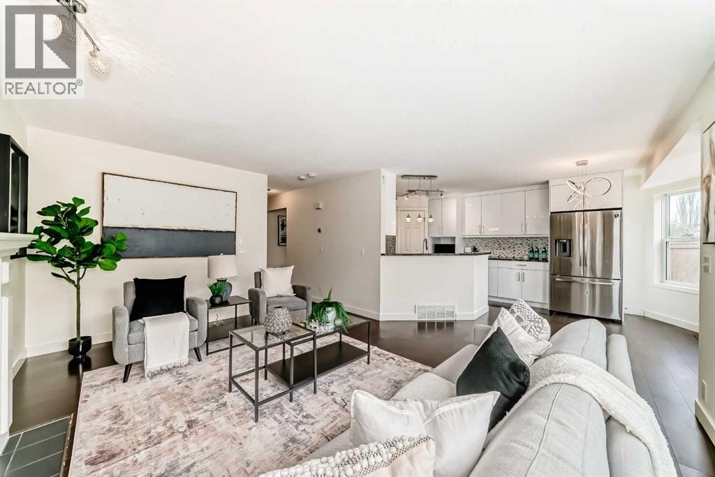 262 Coventry Court NE — photo 10