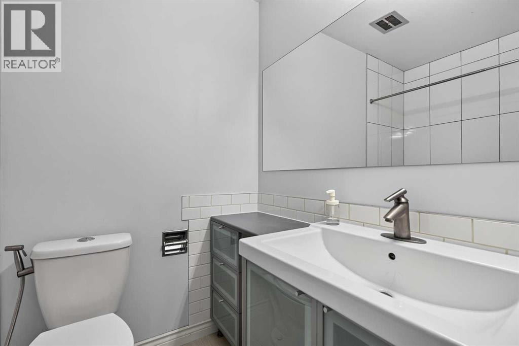 901, 6223 31 Avenue NW — photo 30