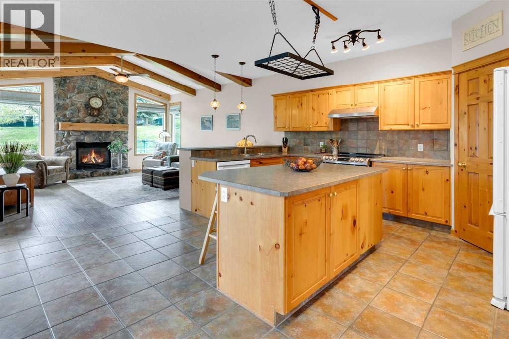 124 Gleneagles Terrace — photo 8
