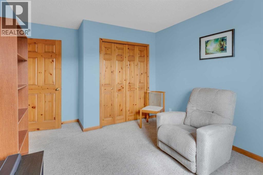 124 Gleneagles Terrace — photo 30