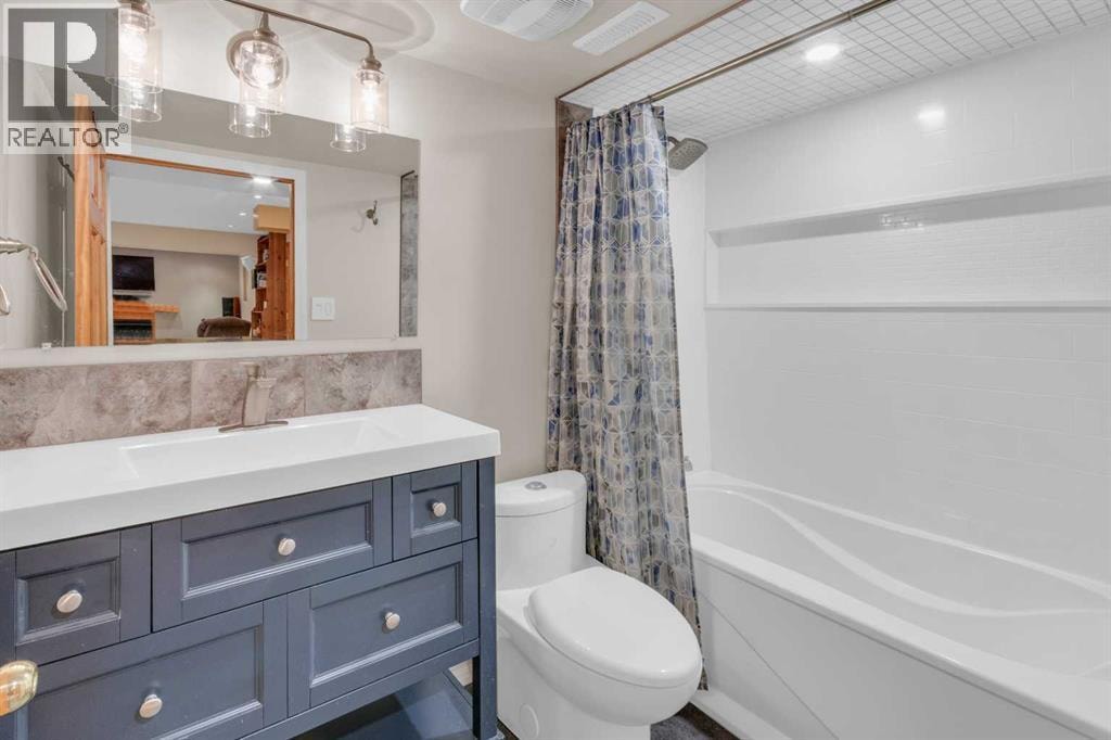 124 Gleneagles Terrace — photo 39