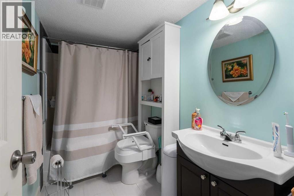 2067 Luxstone Boulevard SW — photo 29