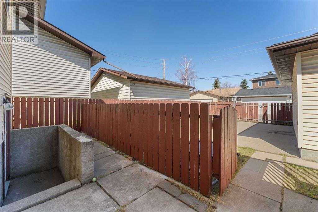7003 Temple Drive NE — photo 38