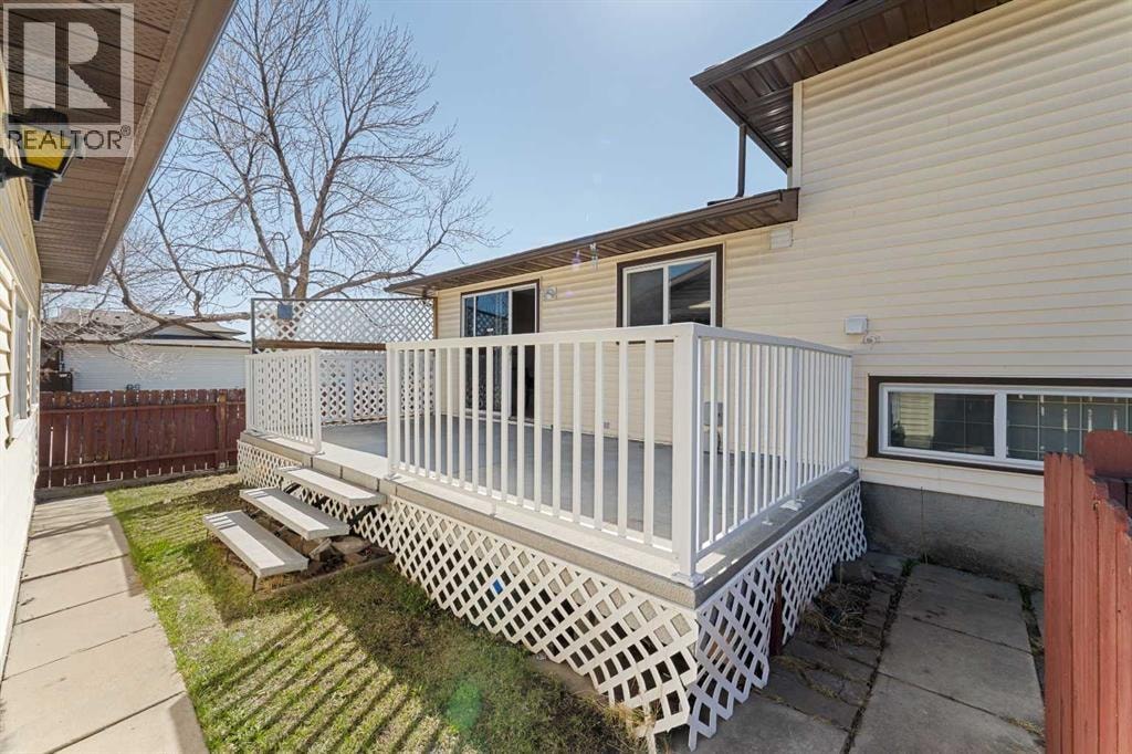 7003 Temple Drive NE — photo 37
