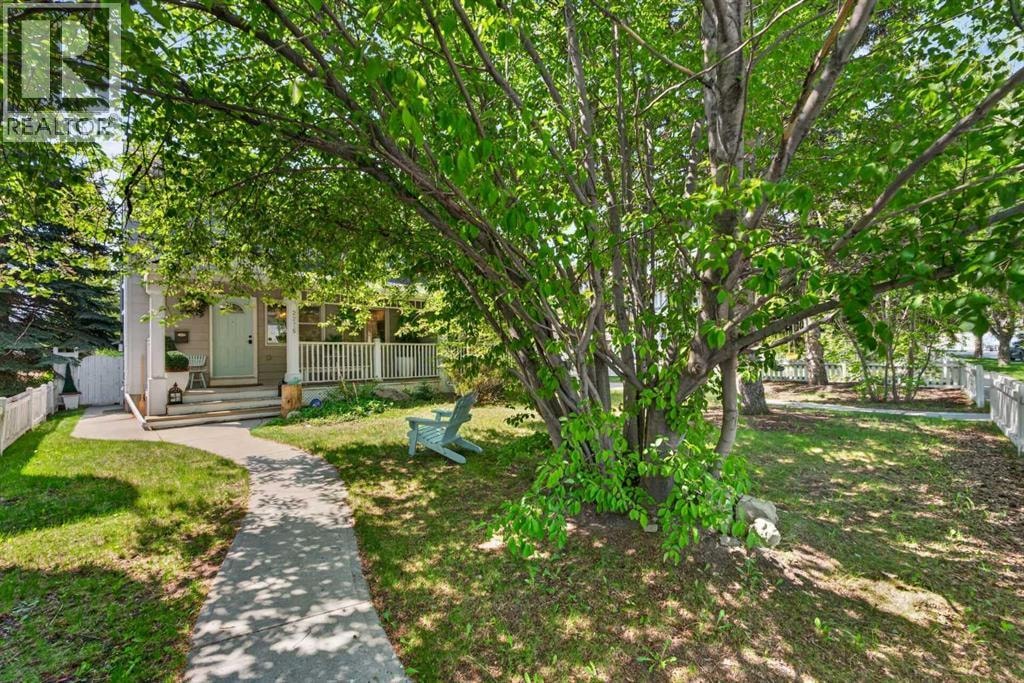 2275 Flanders Avenue SW — photo 2